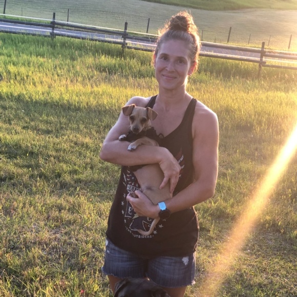 Meet your Posher, Tonya - Picture 1 of 1